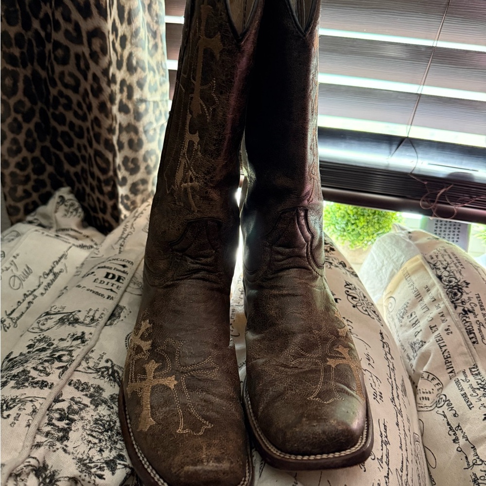 Circle G Brown Western Ankle Boots